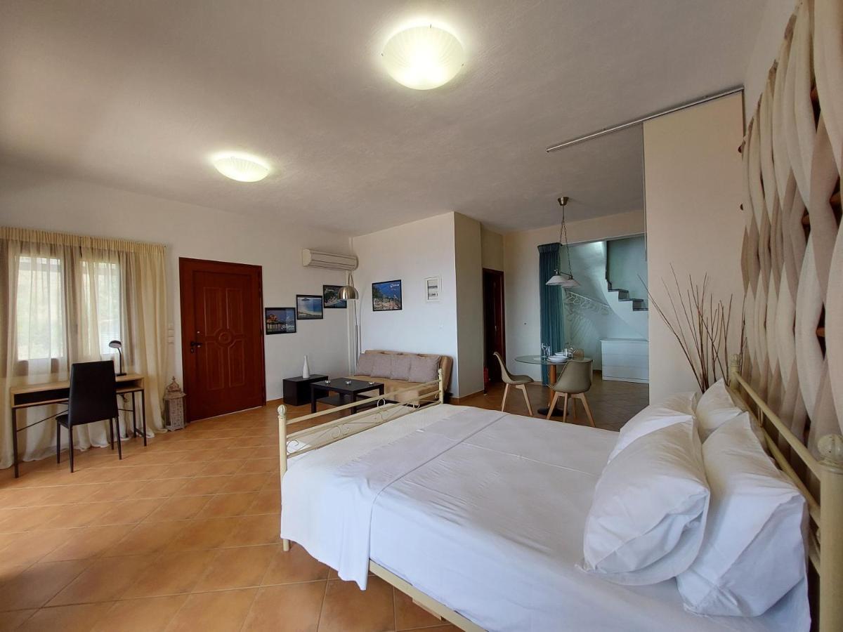 Horizon Studios With Sea View - Free Parking Глосса Екстер'єр фото