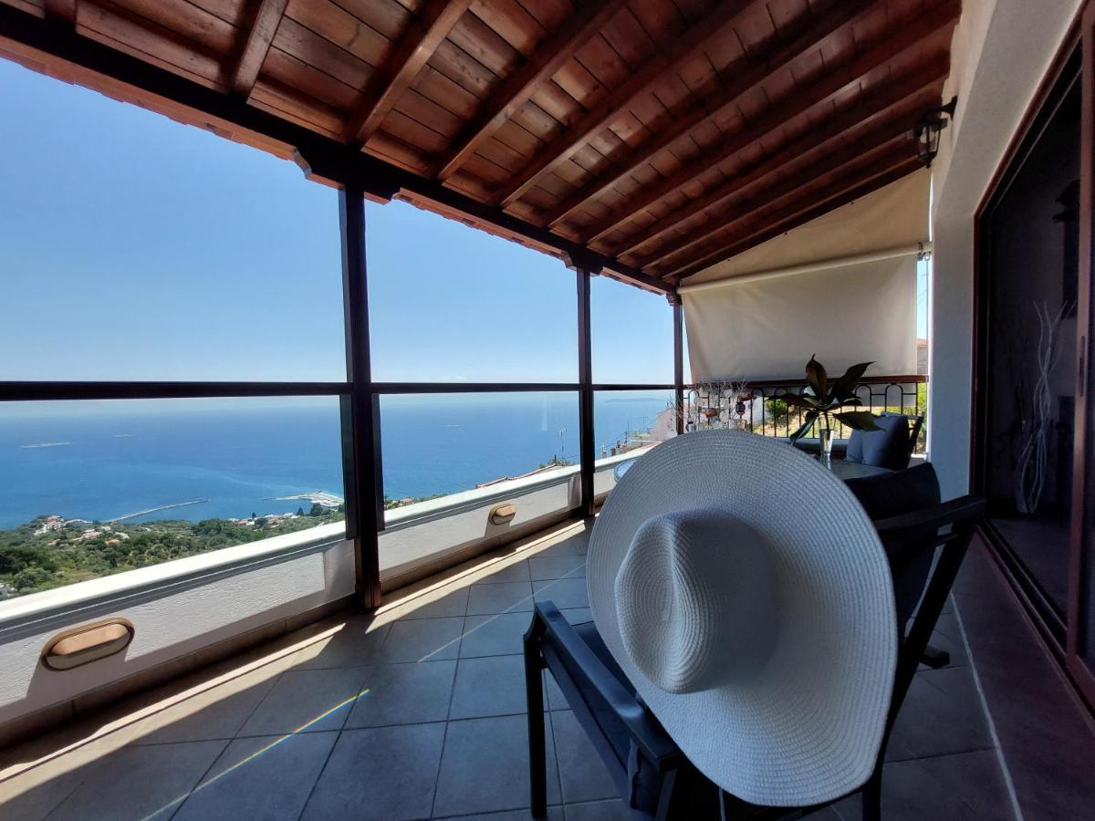 Horizon Studios With Sea View - Free Parking Глосса Екстер'єр фото